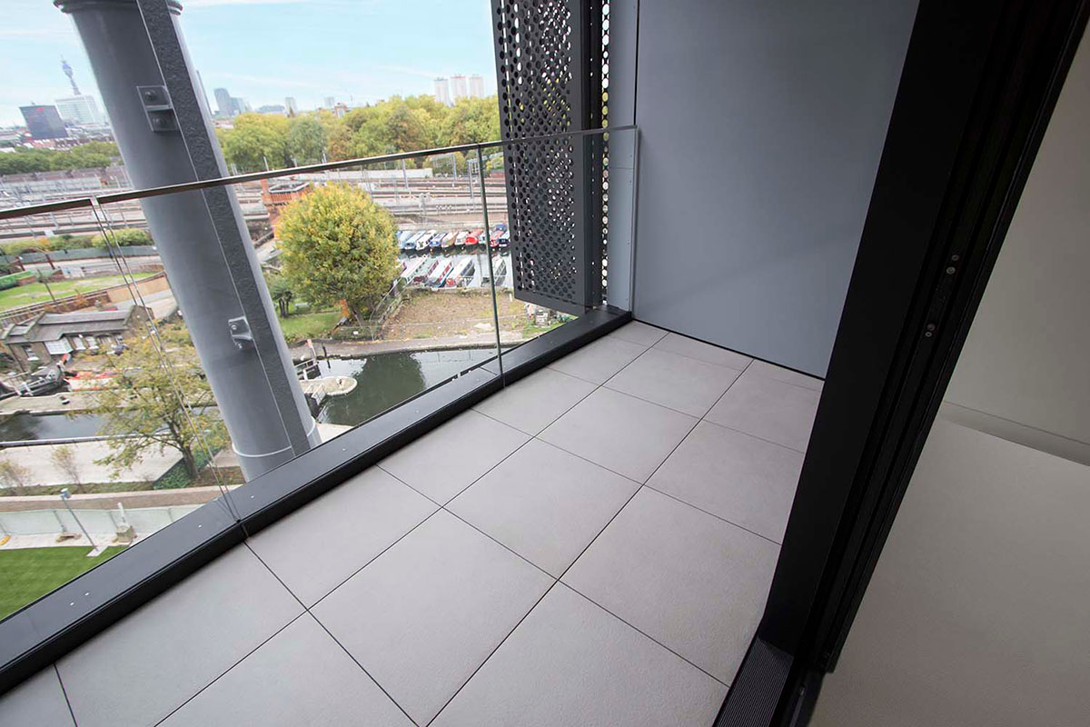 gasholders-london-raised-paving-flooring