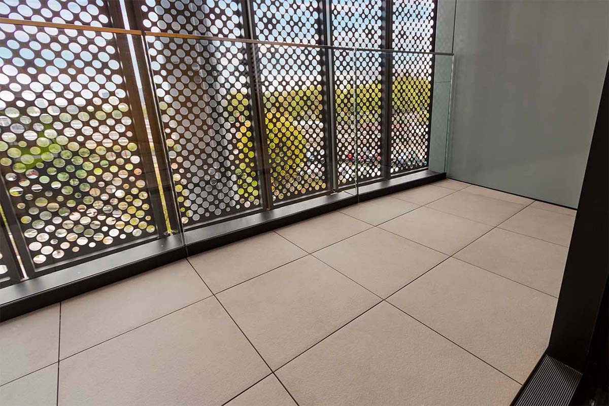 gasholders-raised-flooring-project