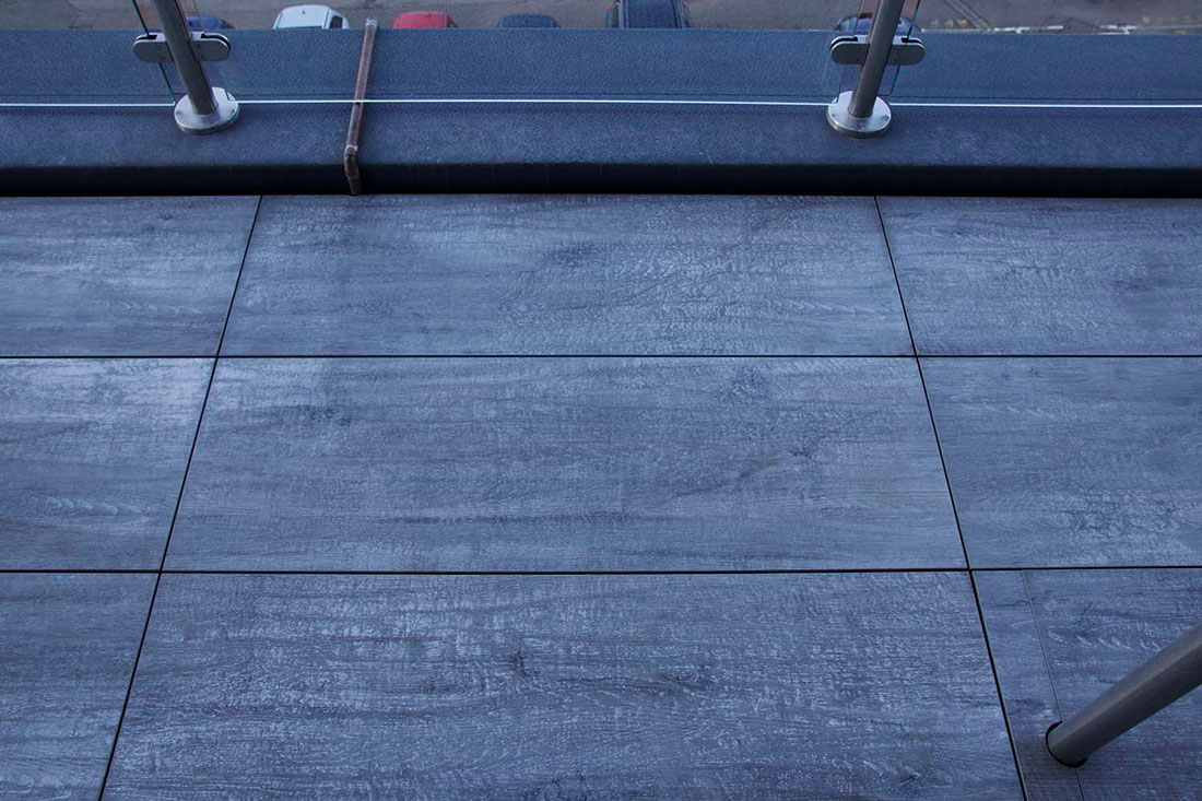 station-square-raised-flooring-london-2